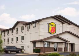 Super 8 by Wyndham Lexington VA 2