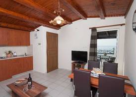 Castello Apartments 5