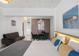 Larnaca Bay Suites 4