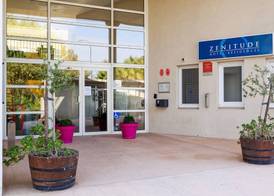 Comfort Aparthotel Six-Fours 2