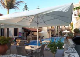 Lola Apartments 2