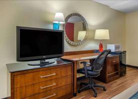 Forsythia Inn 4