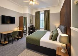 Ashfield Hotel 5