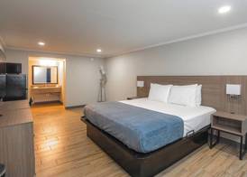 Economy Suites Springfield - Fairgrounds 5