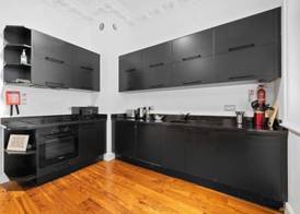 Apartment 2, 48 Bishopsgate by City Living London 3