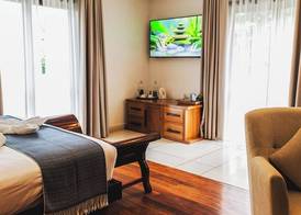 Nita By Vo Luxury Hotel 4