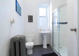 Wrigley Hostel - Chicago 2