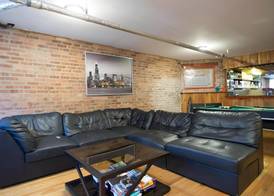 Wrigley Hostel - Chicago 4