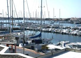 La Voile D' Or seul hôtel sur le port 2