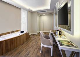 Great Fortune Design Hotel & Spa 4