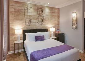 Shelley Hotel 5
