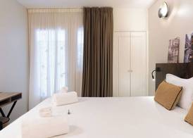 Hotel Eiffel Seine 2