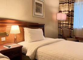 Excelsior Hotel Downtown 4