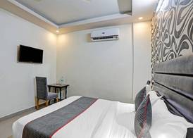 FabHotel The Diamond 5