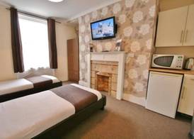 Central Hotel Cheltenham 3