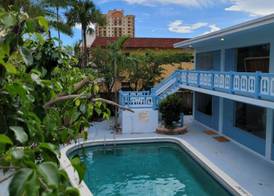 Hotel Motel Lauderdale Inn 3