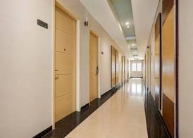 Townhouse Oak Hotel Niaga Surabaya 5