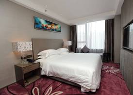 La Perle International Hotel 5