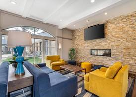 Comfort Inn MSP Airport - Mall of America 4