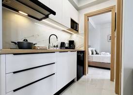 B&K ROOMS 4