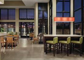 Country Inn & Suites by Radisson, Bakersfield, CA 4
