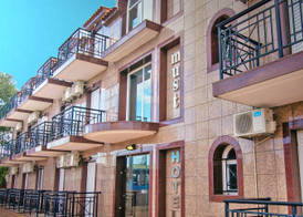 Hotel Aura 2