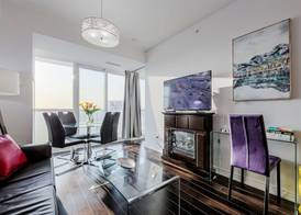 Canada Suites on Bay 5