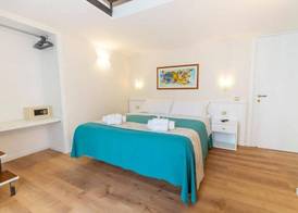 CVM Mare Luna Guesthouse 2