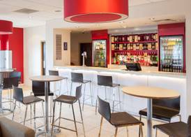 Travelodge Maidstone Central 3