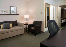 Country Inn & Suites by Radisson, Effingham, IL 4