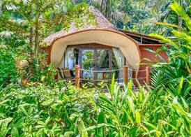 Ylang Ylang Beach Resort 4