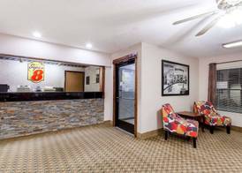Super 8 by Wyndham Harrisburg 3