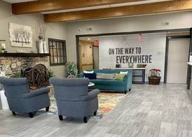 Quality Inn & Suites Hendersonville - Flat Rock 2