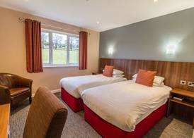 Springfield Hotel & Health Club 4