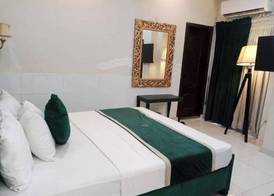 Pearl Galaxy Family Guest House 5