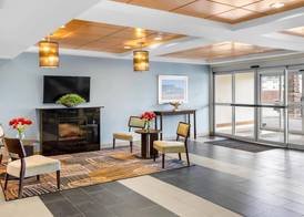 Best Western Thompson Hotel & Suites 3