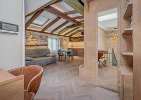 Palace Luxury Retreat - Old Town 4