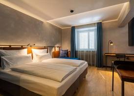 Unsöld's Factory Hotel 3