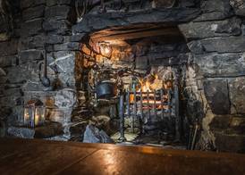 Oak Tree Inn 2