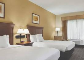 Country Inn & Suites by Radisson, Goodlettsville, TN 5