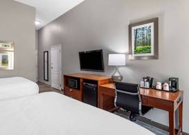 Comfort Inn & Suites Cleveland TX 5