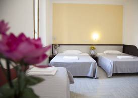 HOTEL Poma 4