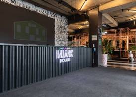 OneStays Maboneng - Studio Apartment with Backup Power - Hallmark House 4