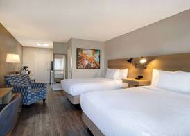 Days Inn by Wyndham Victoria Uptown 5