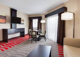 Holiday Inn Express & Suites NAPLES DOWNTOWN - 5TH AVENUE by IHG 2