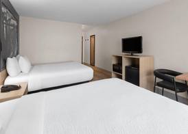 Super 8 by Wyndham Quebec City 5
