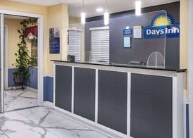 Days Inn by Wyndham Barnwell 2