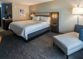 Holiday Inn Express Hotel & Suites Salina by IHG 5
