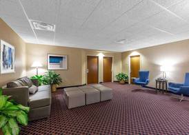 Baymont by Wyndham Des Moines Airport 4