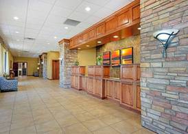 Best Western Plus Mid Nebraska Inn & Suites 2